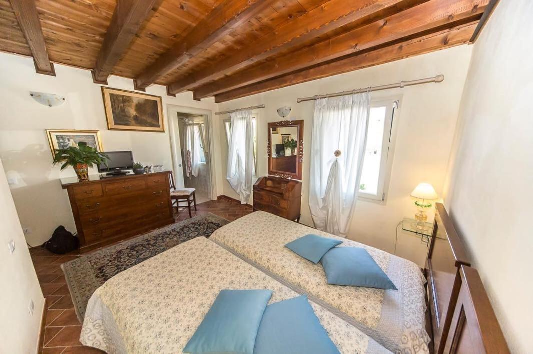 Ca' Noemi Bed & Breakfast 2*
